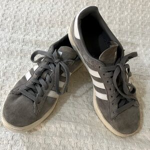 Adidas Campus sneakers in Light Gray
